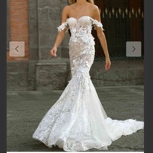 BERTA Bridal Gown Napoli 01